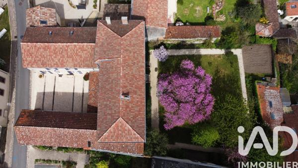 Maison à vendre 11 pièces 366 m² Pouzauges
