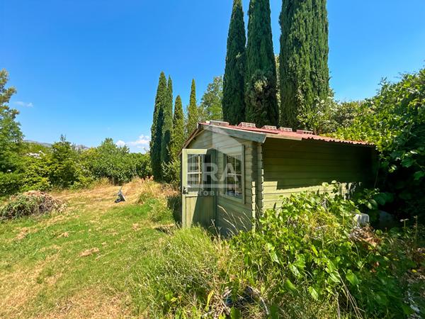 Villa de 300m² sur 10845m²  secteur Gémenos/Roquevaire