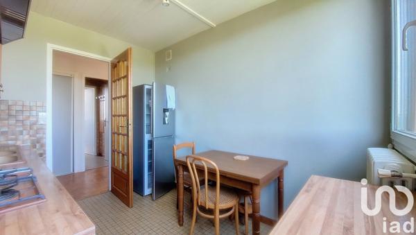 Appartement 4 pièces de 69 m² à Yerres (91330)