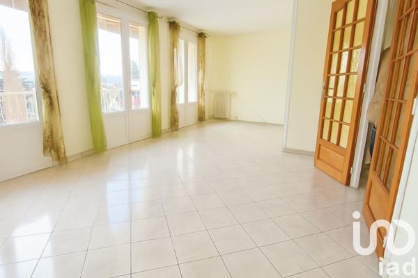 Location appartement 3 pièces 70 m² Évreux