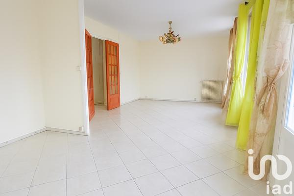 Location appartement 3 pièces 70 m² Évreux