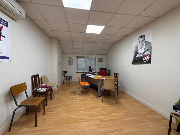 Location Immeuble270 m² - 10 Pièces - saint amand montrond (18200)