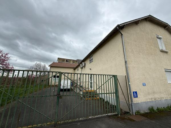 Location Immeuble270 m² - 10 Pièces - saint amand montrond (18200)