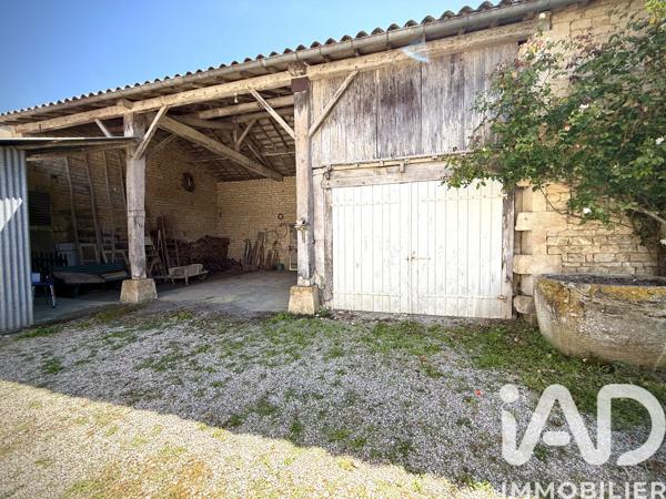 Maison à vendre 6 pièces 141 m² Brioux-sur-Boutonne
