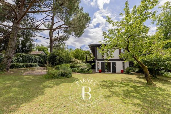Talence, Maison 5 Chambres -  274 m² à vendre