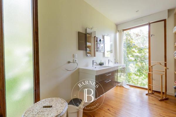 Talence, Maison 5 Chambres -  274 m² à vendre