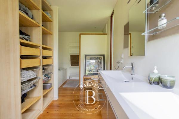 Talence, Maison 5 Chambres -  274 m² à vendre