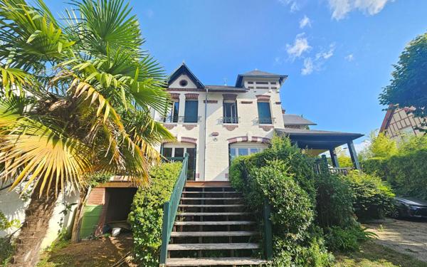 Maison à vendre    5 pièces •  Porcheville