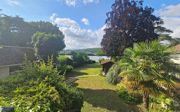 Maison à vendre    5 pièces •  Porcheville