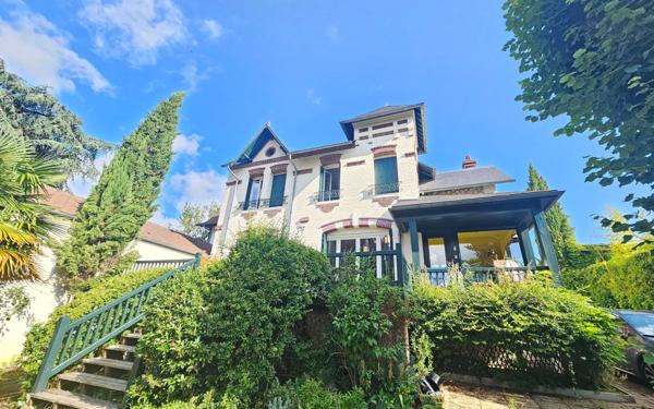 Maison à vendre    5 pièces •  Porcheville