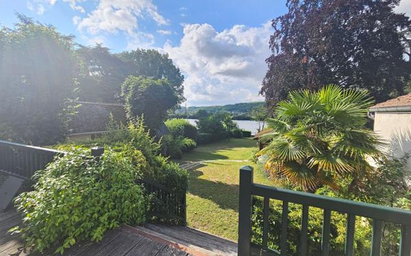 Maison à vendre    5 pièces •  Porcheville