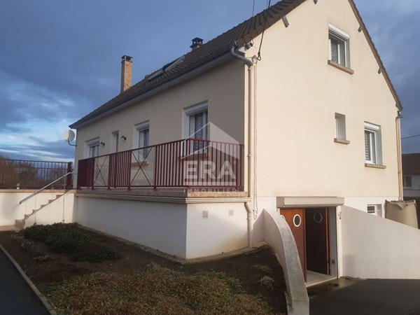 Maison Charmes 7 pièce(s) 117 m2  - 5 chambres