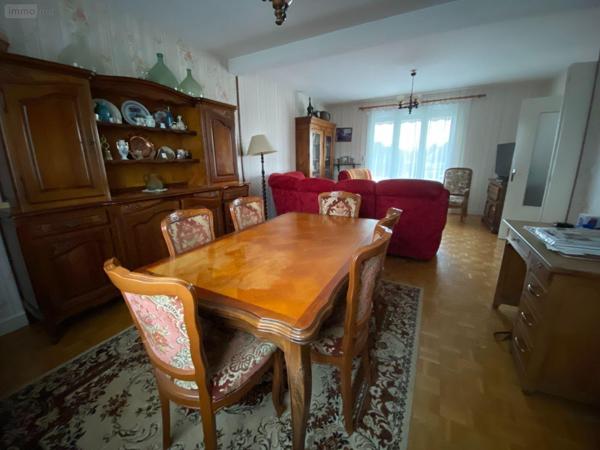 Maison à vendre à Villedieu-sur-Indre dans l'Indre (36320), ref : 1051991