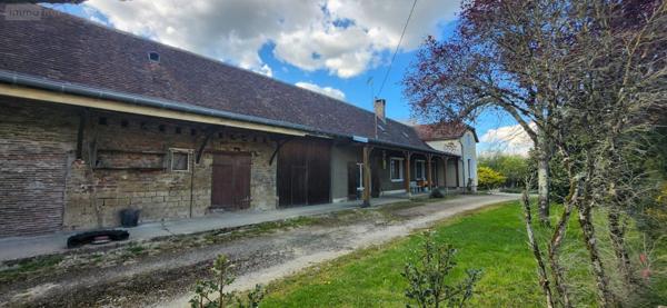 Maison rurale à vendre à Le Fay en Saône-et-Loire (71580), ref : YM50