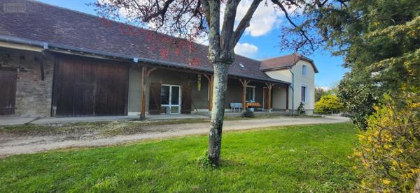 Maison rurale à vendre à Le Fay en Saône-et-Loire (71580), ref : YM50