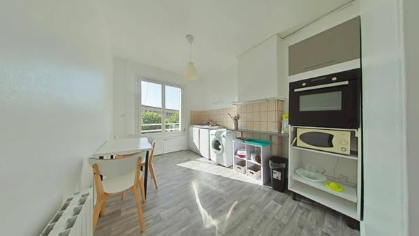 Appartement 1 pièce                                        - 42100 Saint-Étienne Réf : 11807