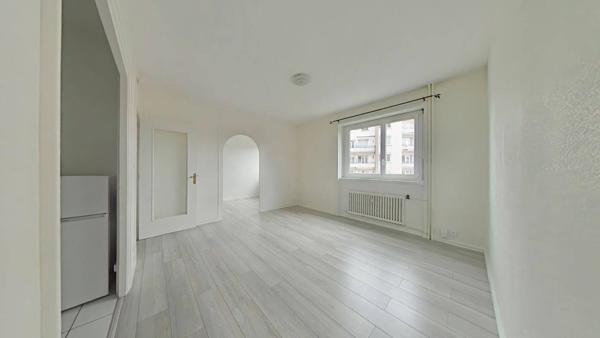 Appartement 1 pièce                                        - 42000 Saint-Étienne Réf : 12522