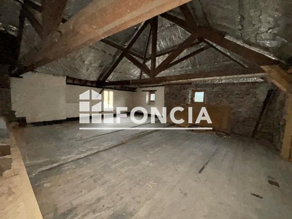 À vendre Appartement 3 pièces 88 m² - Laval 53000