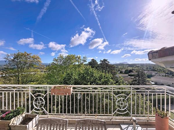Appartement Grane 5 pièce(s) 115m2, terrasse avec vue vercors et 3 becs, 3 chambres + bureau, sde, sdb, parc commun