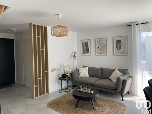 Maison 5 pièces de 116 m² à Vulbens (74520)