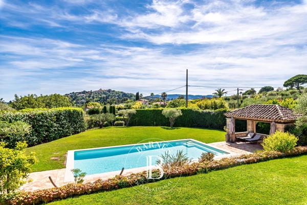 Mougins, Villa 4 Chambres -  300 m² à vendre