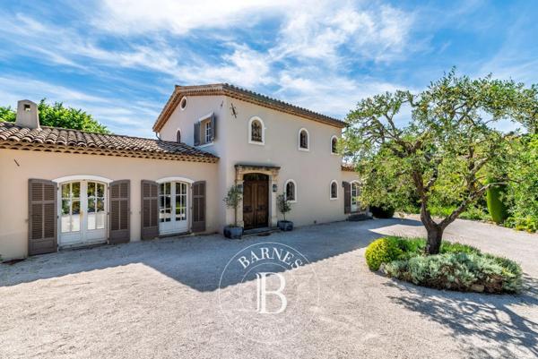 Mougins, Villa 4 Chambres -  300 m² à vendre
