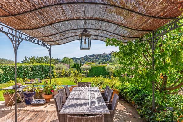 Mougins, Villa 4 Chambres -  300 m² à vendre