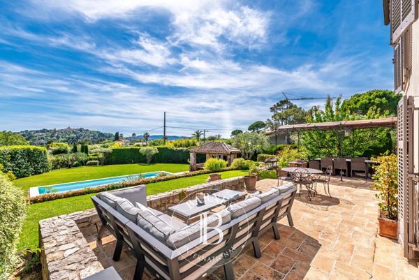 Mougins, Villa 4 Chambres -  300 m² à vendre