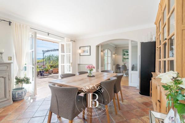 Mougins, Villa 4 Chambres -  300 m² à vendre