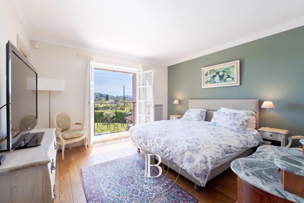 Mougins, Villa 4 Chambres -  300 m² à vendre