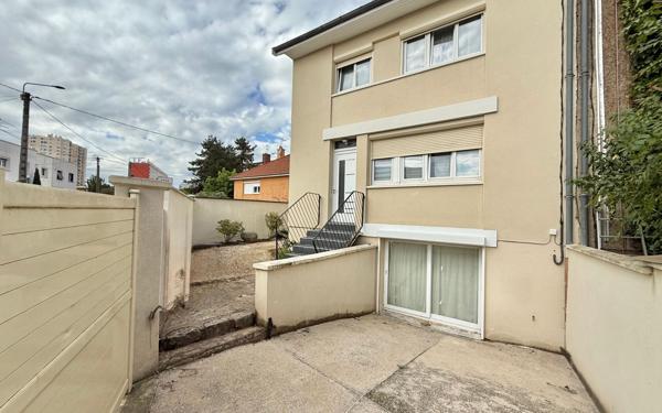 Maison à vendre    5 pièces • 90 m2 Dijon