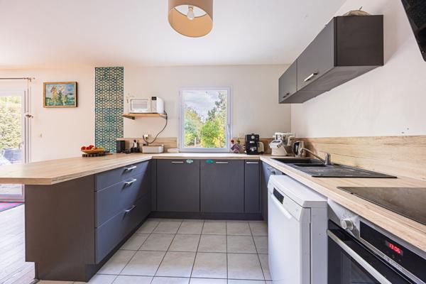 EXCLUSIVITE – LA CHAPELLE SUR ERDRE – Maison familiale 5 chambres avec jardin