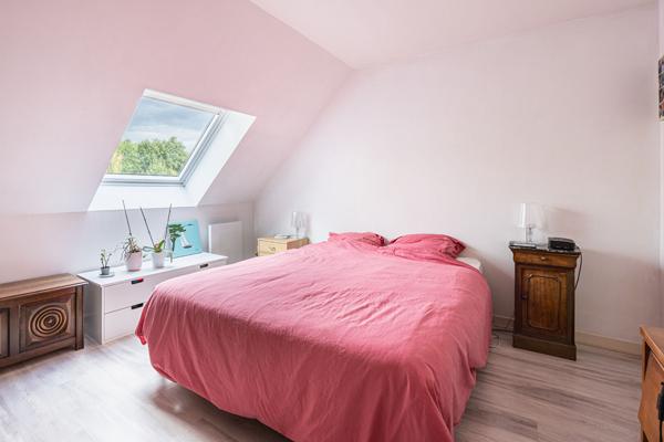EXCLUSIVITE – LA CHAPELLE SUR ERDRE – Maison familiale 5 chambres avec jardin
