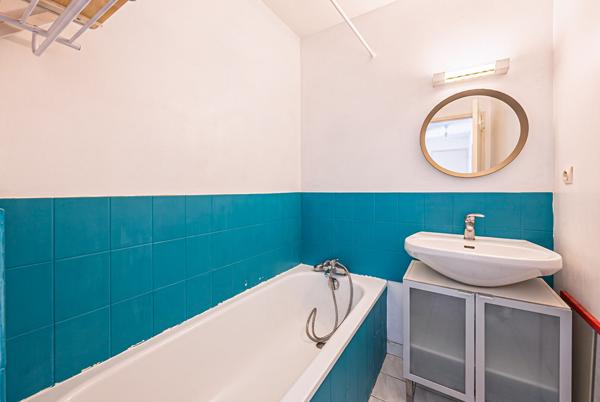 EXCLUSIVITE – LA CHAPELLE SUR ERDRE – Maison familiale 5 chambres avec jardin