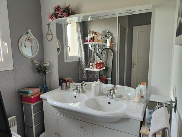 PAVILLON RECENT DE PLAIN-PIED A LA FLECHE