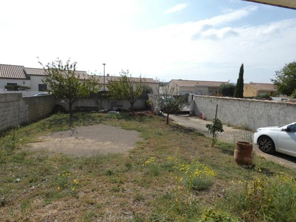 Villa plain pied 95m² 4 chambres sur un terrain arboré de 447m² avec garage