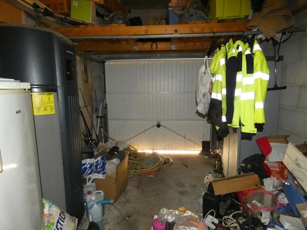 Villa plain pied 95m² 4 chambres sur un terrain arboré de 447m² avec garage