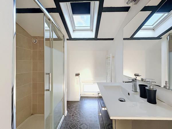 A LOUER - Appartement meublé Triplex sur La Rochelle