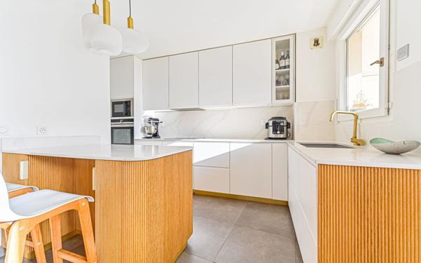 Appartement à vendre    4 pièces • 92,87 m2 Charenton-le-Pont