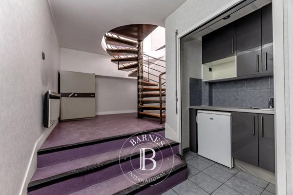 Paris 8ème, Bureau  148 m² à vendre