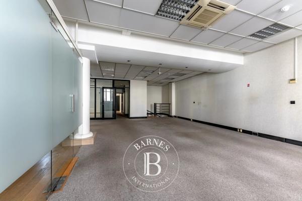 Paris 8ème, Bureau  148 m² à vendre