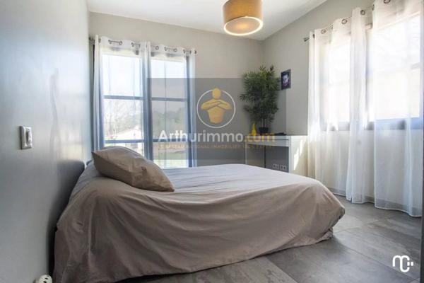 Vente Maison 5 pièces 177 m2 à Meyreuil