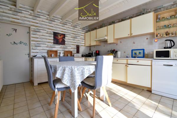 Longère au calme avec deux logements et dépendances