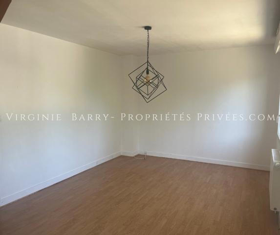 MAISON FAMILIALE NON MITOYENNE PROCHE COMMERCES ET ECOLES