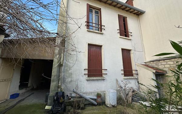 Maison à vendre    6 pièces • 90 m2 Saint-Maur-des-Fossés