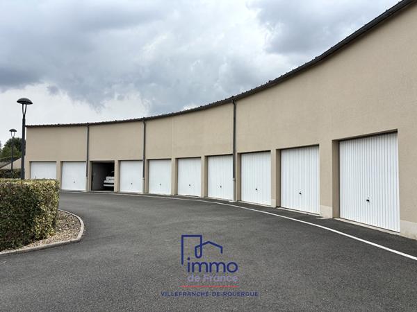 Appartement 100 m² avec terrasse, box et parking