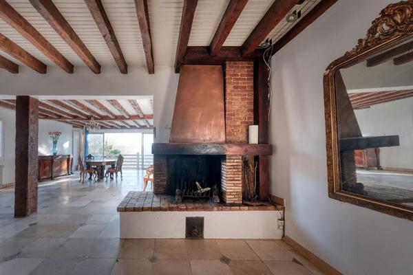 Propriété rare à quelques minutes de Paris