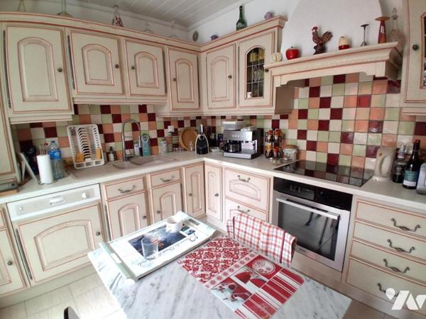 MAISON EQUEURDREVILLE 4 CHAMBRES + GARAGE + JARDIN