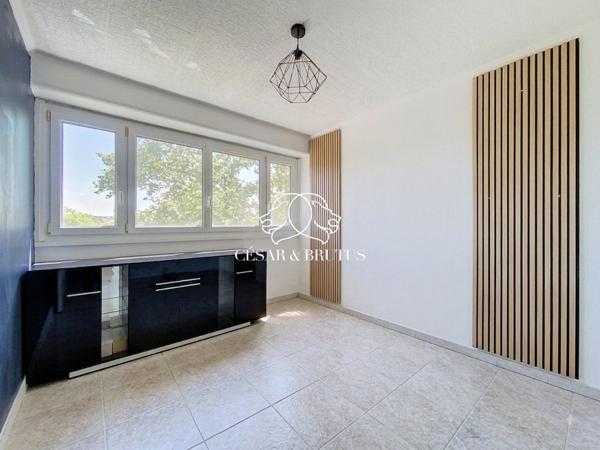 APPARTEMENT T4 – PROCHE DES COMMODITÉS – BALCON