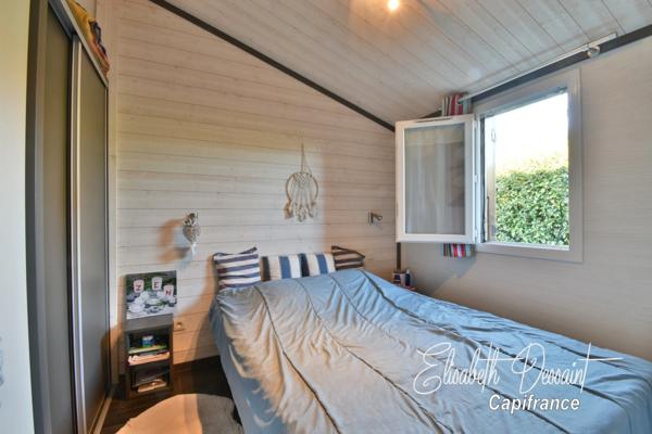 Chalet 4 pièces avec véranda, jardin sans vis-à-vis et piscine